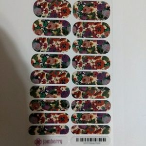 Jamberry Midway Floral nail wraps